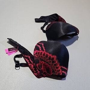 La Senza body kiss red and black 34C bra